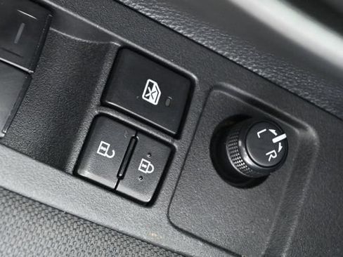 Used 2025 Toyota Corolla LE FWD image 11