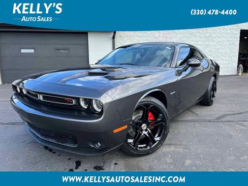 Used 2015 Dodge Challenger R/T w/ Quick Order Package 22B R/T image 1