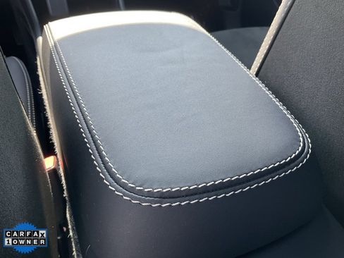 Used 2023 Volvo XC40 Recharge Plus image 45