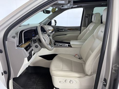 Used 2023 Cadillac Escalade ESV Premium Luxury Platinum w/ LPO, Radiant Package AWD/4WD image 6