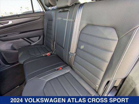 New 2024 Volkswagen Atlas Cross Sport SEL R-Line AWD/4WD image 18