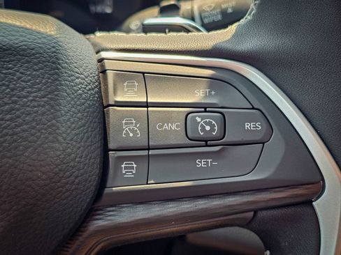 New 2026 Jeep Grand Cherokee L 4WD image 20