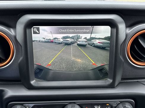 Used 2021 Jeep Gladiator Mojave image 21