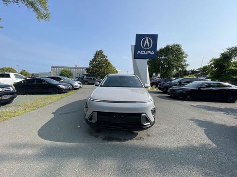 Used 2025 Hyundai Kona SEL AWD/4WD image 26