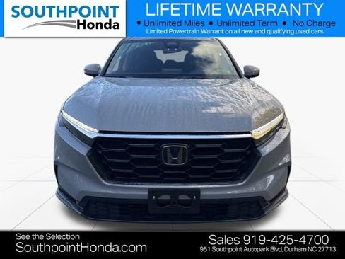 Used 2025 Honda CR-V LX image 2