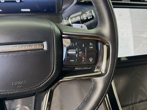 Certified 2025 Land Rover Range Rover Velar Dynamic SE AWD/4WD image 13