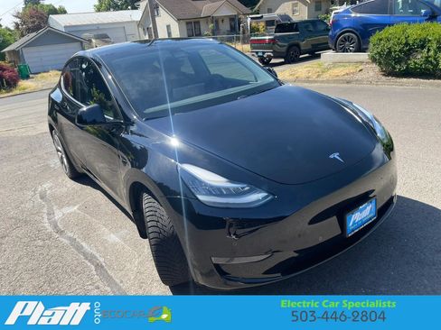 Used 2020 Tesla Model Y Long Range AWD/4WD image 18