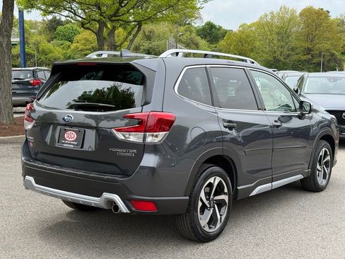 Used 2023 Subaru Forester Touring AWD/4WD image 8