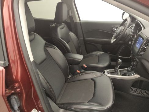 Used 2021 Jeep Compass Latitude image 21