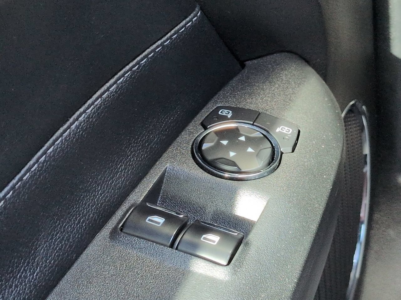 Used 2022 Ford Mustang Premium w/ Security Package RWD image 22