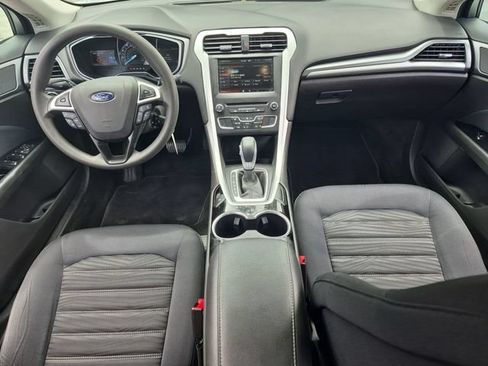 Used 2016 Ford Fusion SE FWD image 21