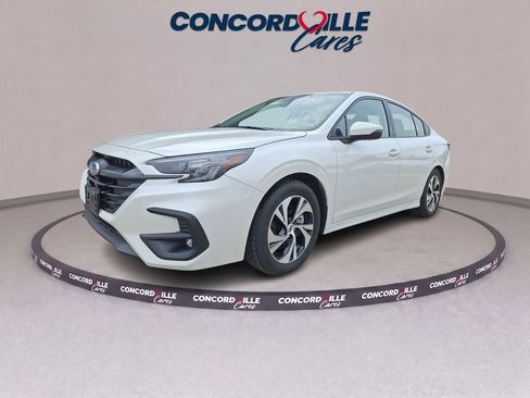 Certified 2025 Subaru Legacy Premium AWD/4WD image 4