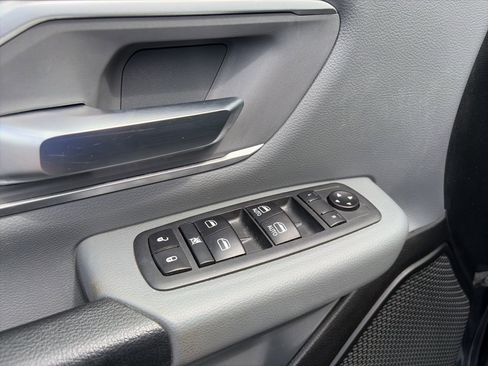 Used 2020 RAM 1500 Big Horn AWD/4WD image 13