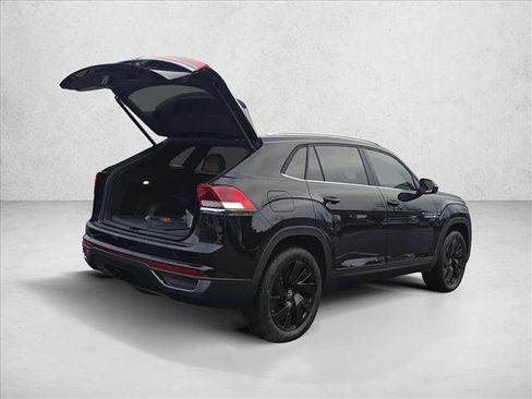 New 2026 Volkswagen Atlas Cross Sport SE image 2