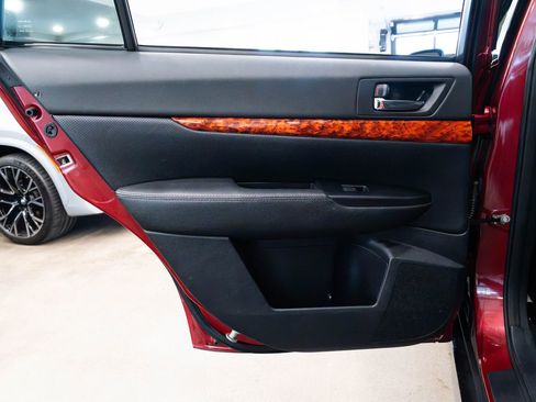 Used 2012 Subaru Outback 2.5i Limited w/ Moonroof Pkg image 20