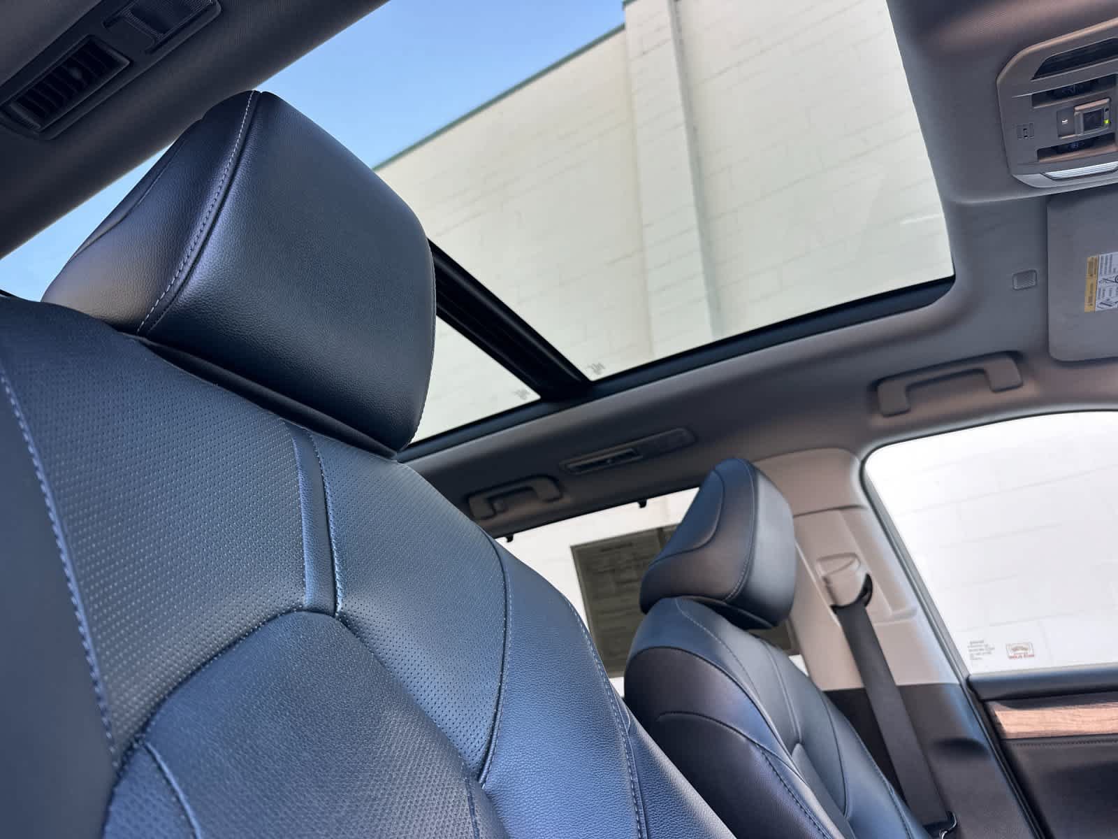 Used 2020 Toyota Highlander Limited AWD/4WD image 18