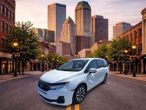 New 2026 Honda Odyssey EX-L image 3