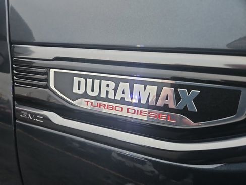 Used 2021 GMC Sierra 1500 AT4 w/ AT4 Value Package image 3