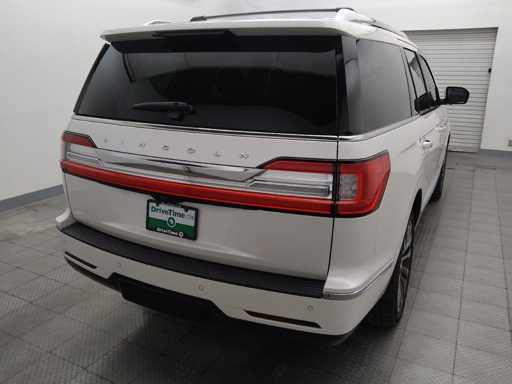 Used 2018 Lincoln Navigator Select w/ Cargo Package RWD image 7