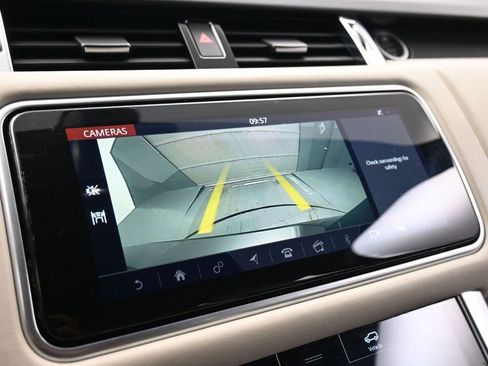 Used 2020 Land Rover Range Rover Sport HST image 13