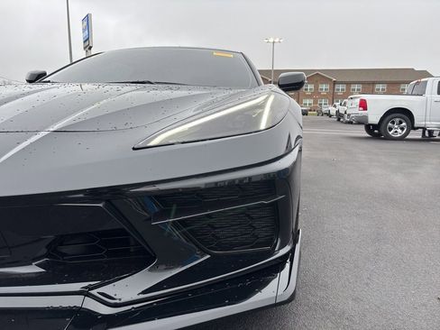 Used 2023 Chevrolet Corvette Stingray Convertible w/ Z51 Performance Package image 11