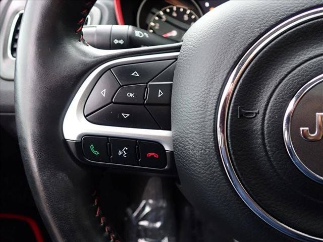 Used 2018 Jeep Compass Trailhawk w/ Leather Interior Group AWD/4WD image 16