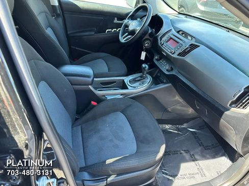 Used 2014 Kia Sportage LX image 12