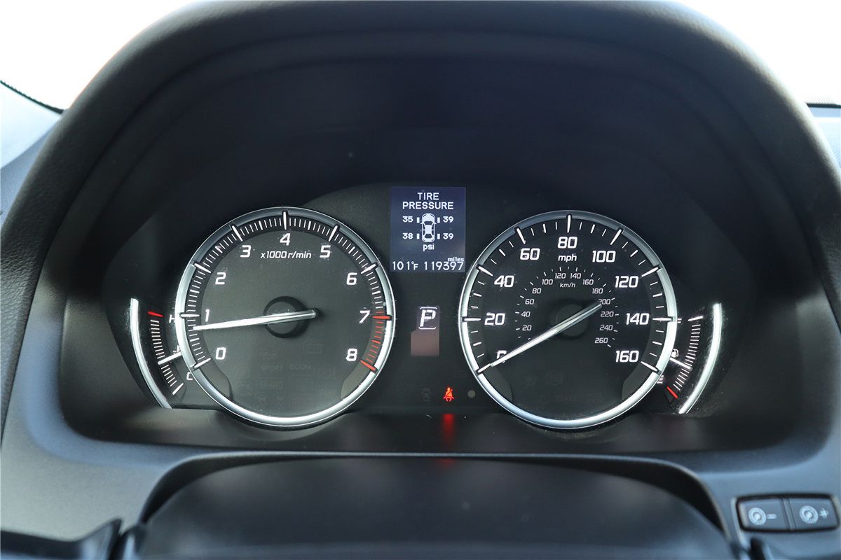 Used 2017 Acura TLX FWD image 29
