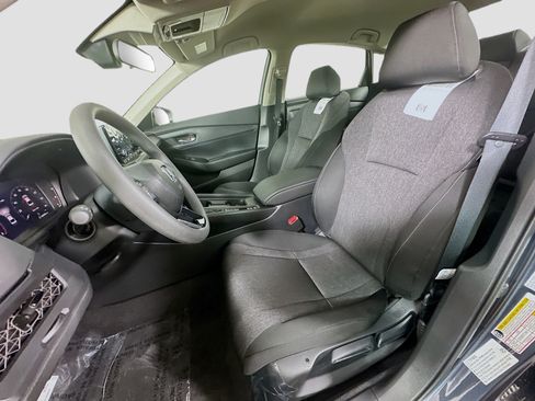 Certified 2025 Honda Accord LX image 14