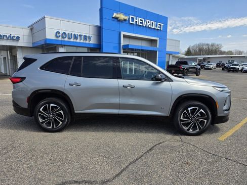 Used 2025 Buick Enclave Sport Touring w/ Super Cruise Package AWD/4WD image 2