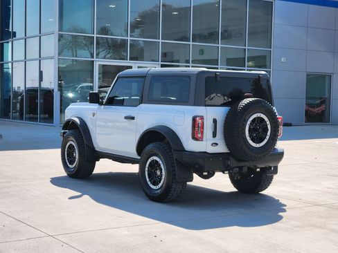 Used 2021 Ford Bronco Badlands image 4