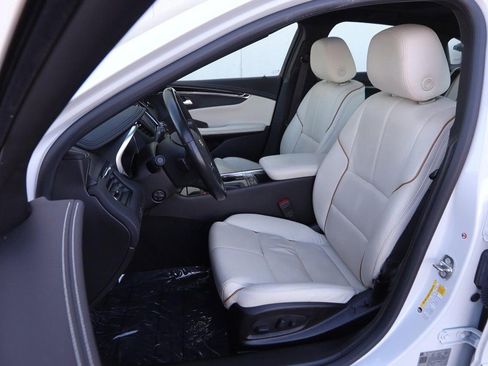 Used 2018 Chevrolet Impala Premier w/ Premier Confidence Package image 9