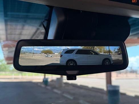 Used 2019 Cadillac Escalade ESV Luxury RWD image 28