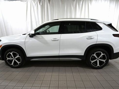 New 2026 Volkswagen Tiguan SE AWD/4WD image 9
