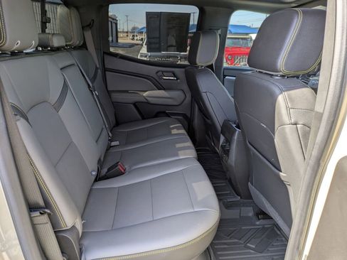 Used 2023 Chevrolet Colorado ZR2 w/ ZR2 Convenience Package III image 35