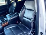 Used 2015 Chevrolet Tahoe LTZ image 4