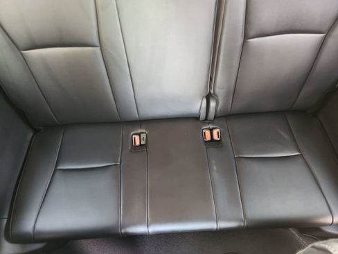 Used 2024 Toyota Highlander Platinum AWD/4WD image 34