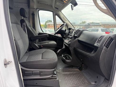 Used 2019 RAM ProMaster 1500 w/ Mopar Trailer Tow Group FWD image 11