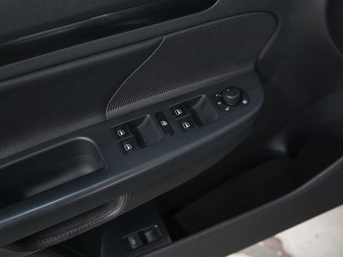 Used 2011 Volkswagen Jetta TDI image 21