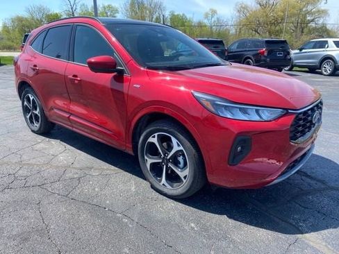 New 2024 Ford Escape ST-Line Select w/ Tech Pack #2 AWD/4WD image 9