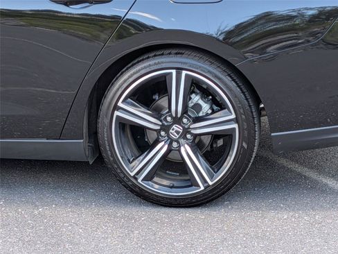 Certified 2025 Honda Accord Sport image 9