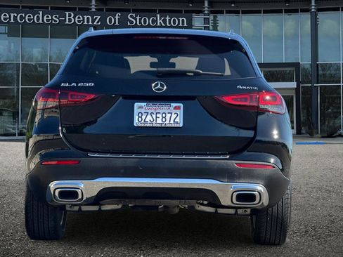 Certified 2022 Mercedes-Benz GLA 250 4MATIC w/ Premium Package Lite image 5