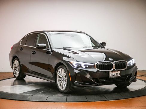 Certified 2024 BMW 330i Sedan w/ Convenience Package RWD image 5