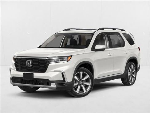 Used 2024 Honda Pilot Touring image 1