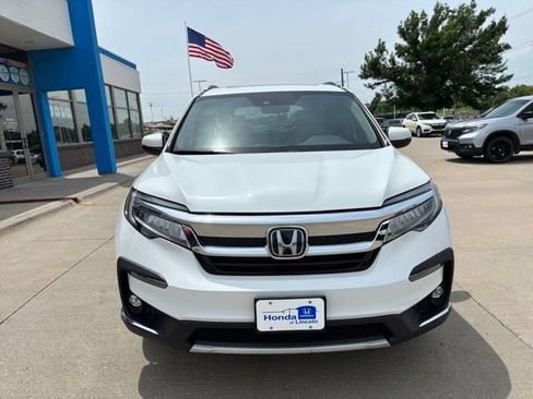 Used 2021 Honda Pilot Touring image 2