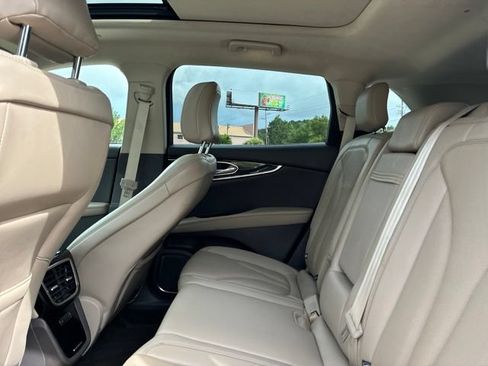 Certified 2023 Lincoln Nautilus Reserve FWD image 22