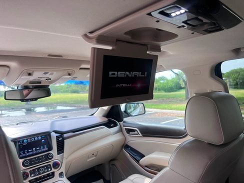 Used 2019 GMC Yukon Denali w/ Denali Ultimate Package RWD image 25