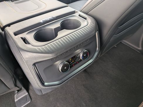 Certified 2025 Ford Expedition Tremor image 32