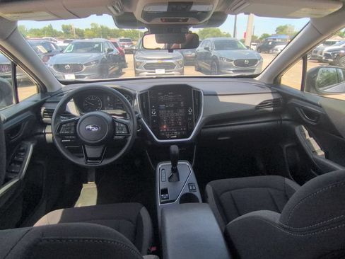 Used 2025 Subaru Crosstrek 2.5i Premium AWD/4WD image 25
