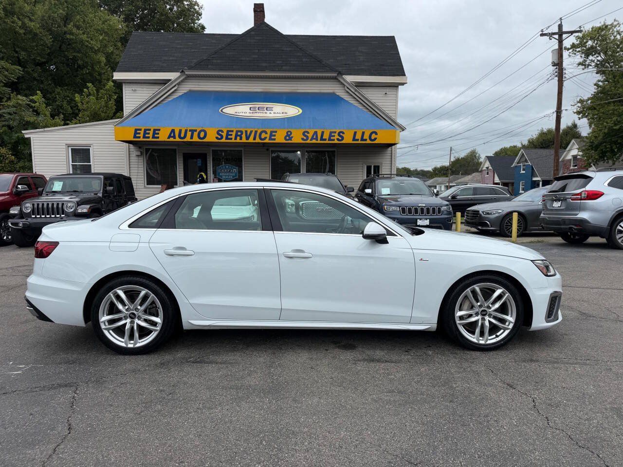 Used 2022 Audi A4 2.0T Premium Plus AWD/4WD image 1